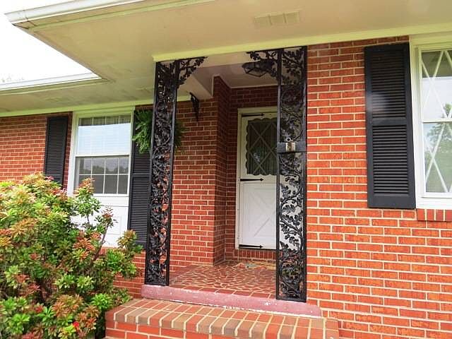 1st image of 1276 Sherwood Cir