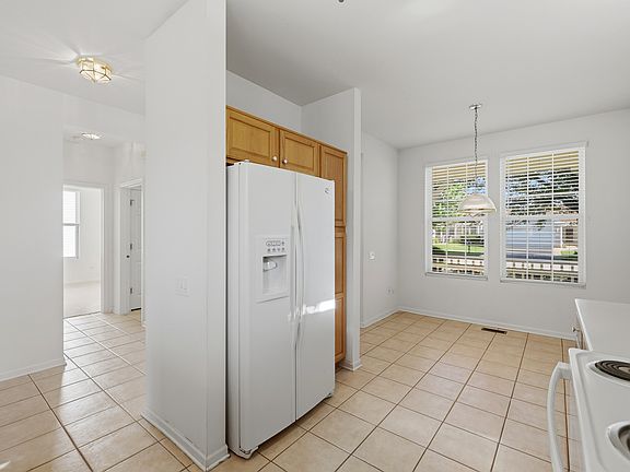 5th image of 12245 Songbird Ln
