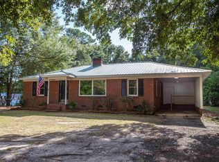 66 Elizabeth St, Camden, SC 29020