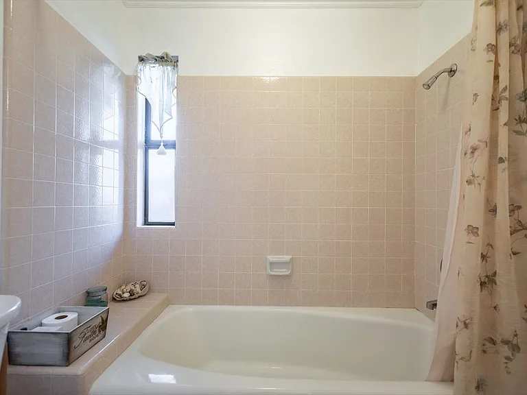 1308 Fransen Ct — Photo 10