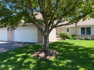 7569 Woodbridge Ln, Portage, MI 49024