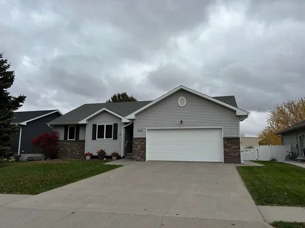 1019 9th Ave, Kearney, NE 68845