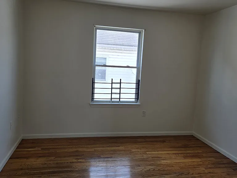 156 Johnson Ave — Photo 27