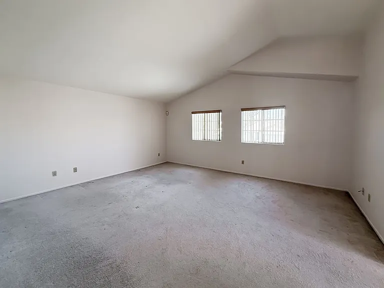 40041 Zamura Ct — Photo 23