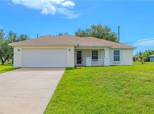 2112 NE 15th Pl, Cape Coral, FL 33909