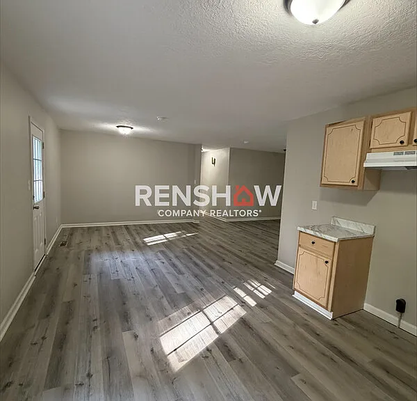 68 Royal Oaks Pl — Photo 13