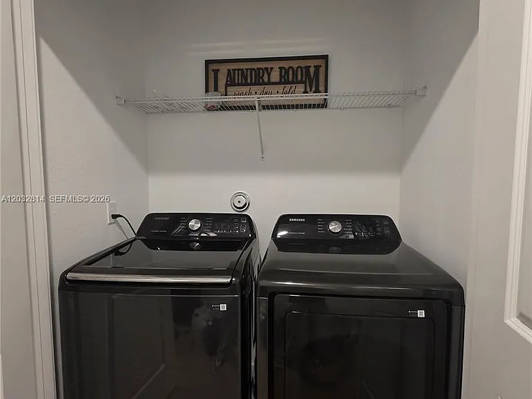 4860 Dillion St #4860 — Photo 10
