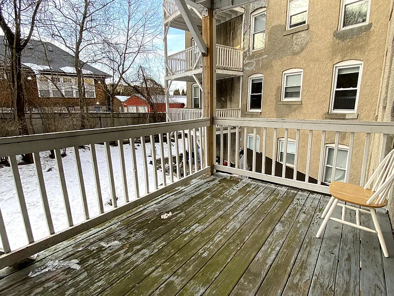 142 Chiswick Rd — Photo 20
