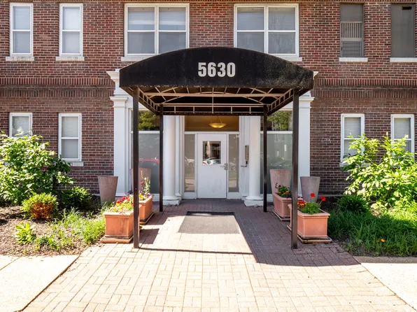 5630 Pershing Ave, Saint Louis, MO