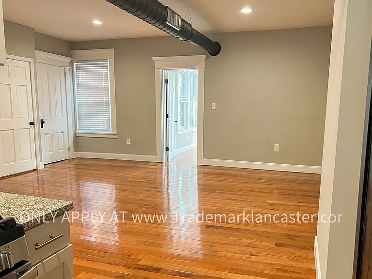 318 N Duke St #5 — Photo 5