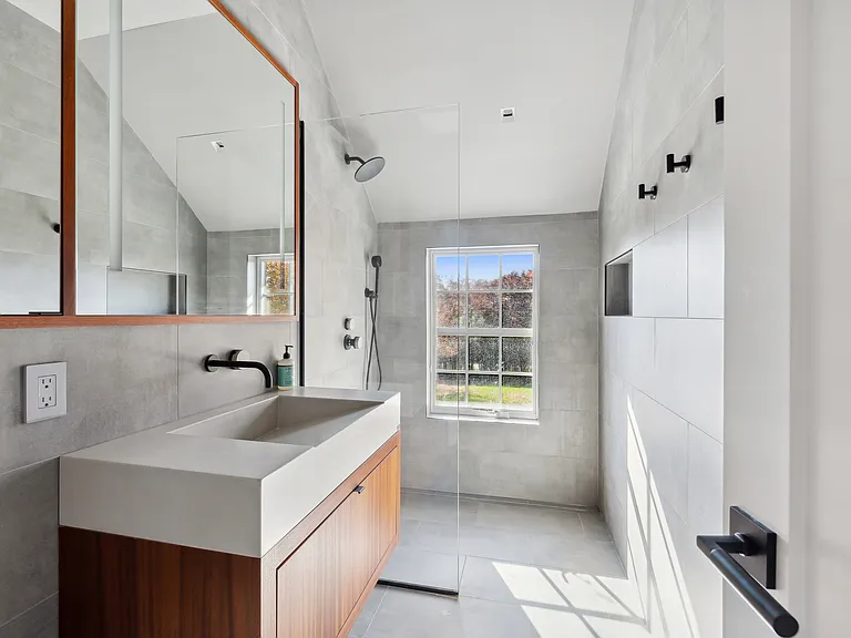 50 Mecox Bay Ln — Photo 25