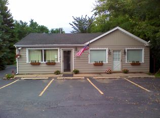 25780 N Gilmer Rd #B, Mundelein, IL 60060