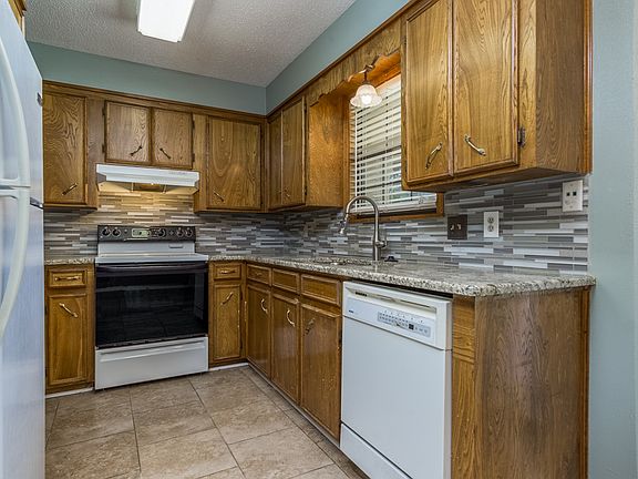 4th image of 6006 Joni Ln
