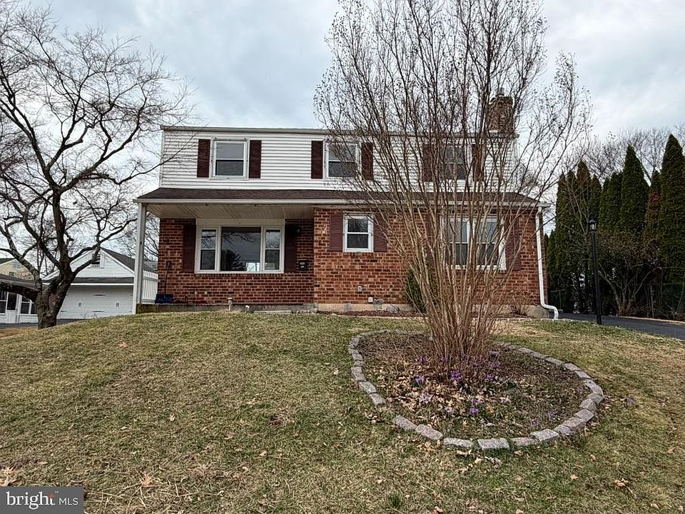 1st image of 725 Springdell Rd