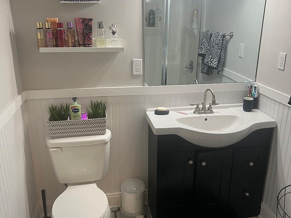 1st image of 147 Pointe Cir N #147