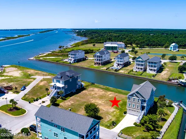 329 Oxton Place, Newport, NC 28570