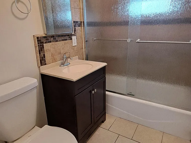 115 E Tamarack Ave #4 — Photo 23