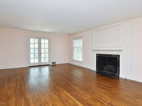5th image of 23500 Stanford Rd