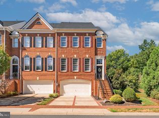 18505 Bear Creek Ter, Leesburg, VA