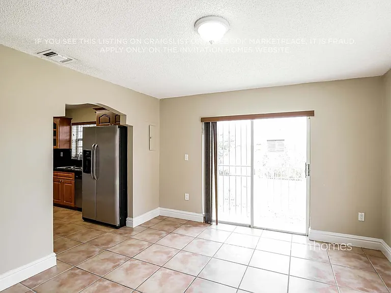 14002 SW 161st Ter — Photo 6