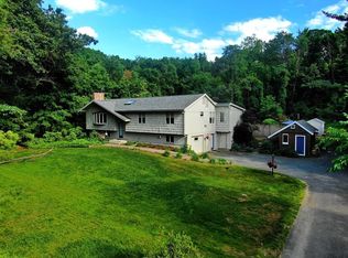 91 Hulst Rd, Amherst, MA 01002