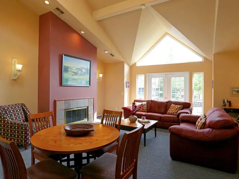 Fanno Creek Village — Photo 24