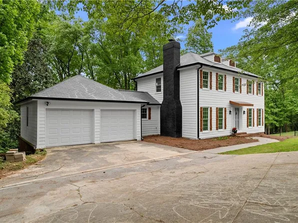 6659 Manoleta Dr, Lithonia, GA 30038