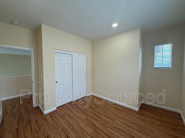 1830 Persimmon Way — Photo 36