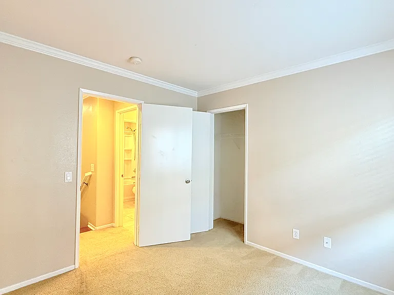 1452 Trouville Ln — Photo 38