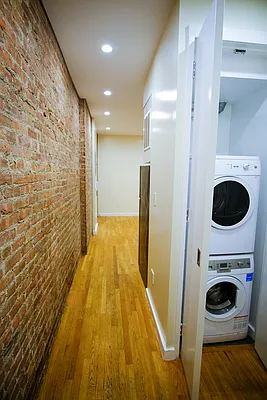 Rented by Bohemia Realty Group | media 8