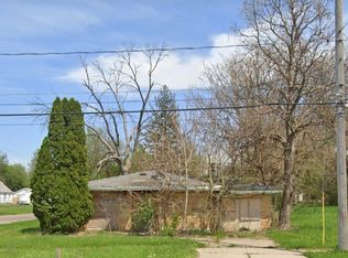 3742 Western Rd, Flint, MI 48506