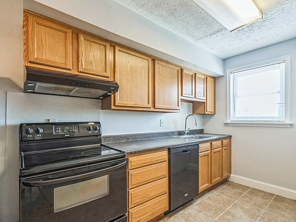 2nd image of 1608 W St SE
