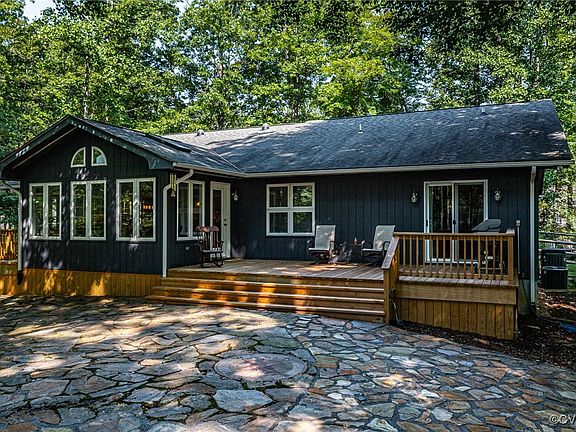 3rd image of 293 Grand Villa Dr