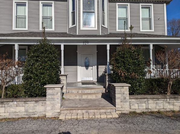829 Suffolk Ave APT 1