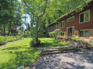 81 Truesdale Dr, Croton On Hudson, NY 10520