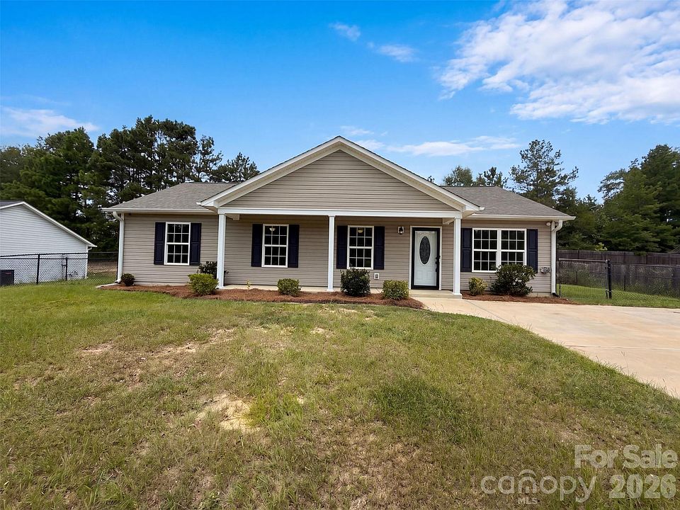 1st image of 1411 Foxbrook Cir