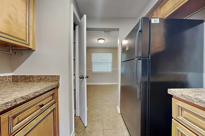 2626 Pinewood Blvd S — Photo 10