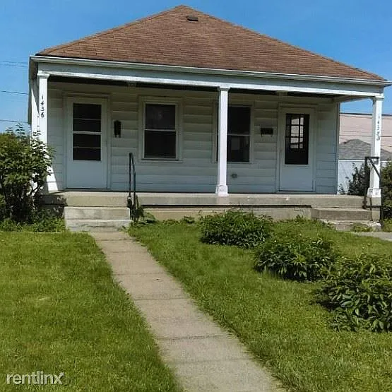 1440 N Denny St photo 1