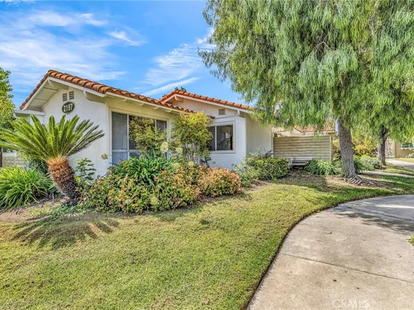 2197 Via Mariposa E Unit B, Laguna Woods, CA 92637