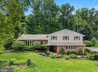 2323 Harmonyville Rd, Elverson, PA 19520
