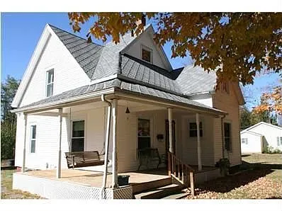 1500 E Main St photo 1