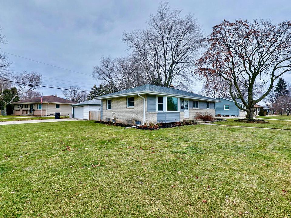 W144N8525 Macarthur DRIVE, Menomonee Falls, WI 53051 Zillow