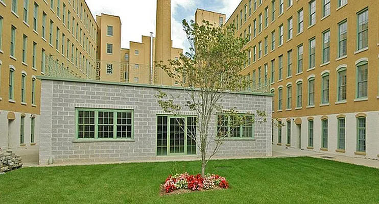 Rented by Pistilli Realty Group | media 42