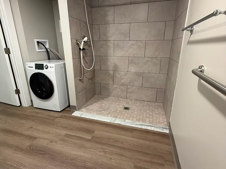 400 Riverside Dr #MANORP105FLOOR-1 — Photo 4