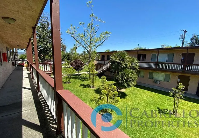 925 Martin Dr #2 — Photo 19