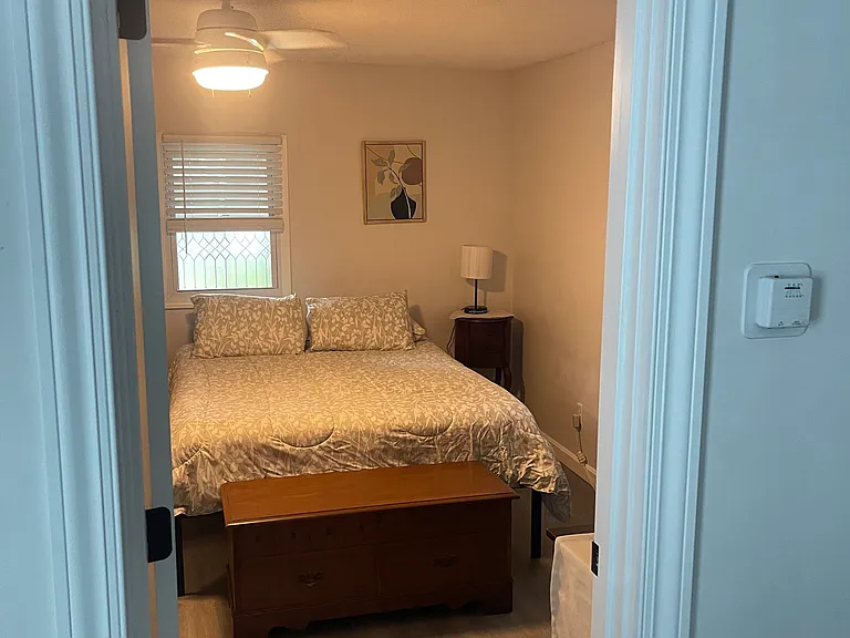 472 Washington Ave — Photo 10