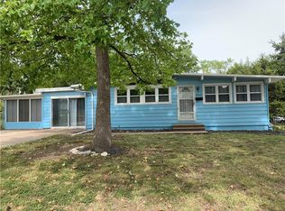 2810 S Collin Ave, Independence, MO 64052