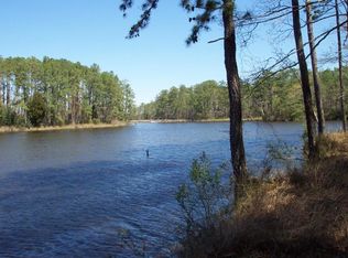 Pitch Kettle Ct, Belhaven, NC 27810