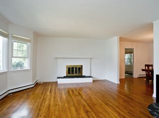 37 Aldridge Rd, Chappaqua, NY 10514