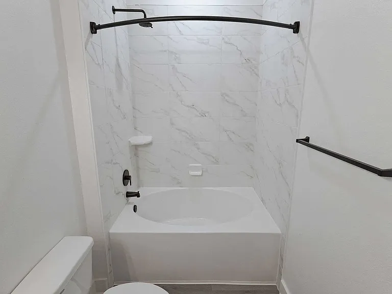 Linz Luxury Living — Photo 81